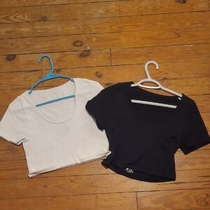 OQQ Black and White Crop Tops